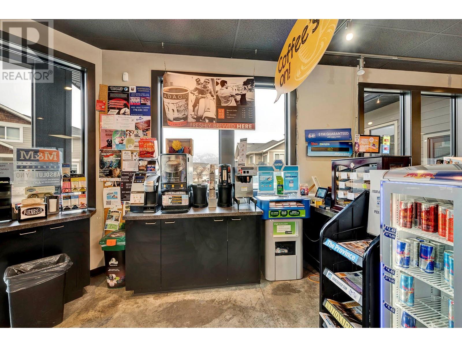 301 2049 HIGHLAND Place, Kamloops