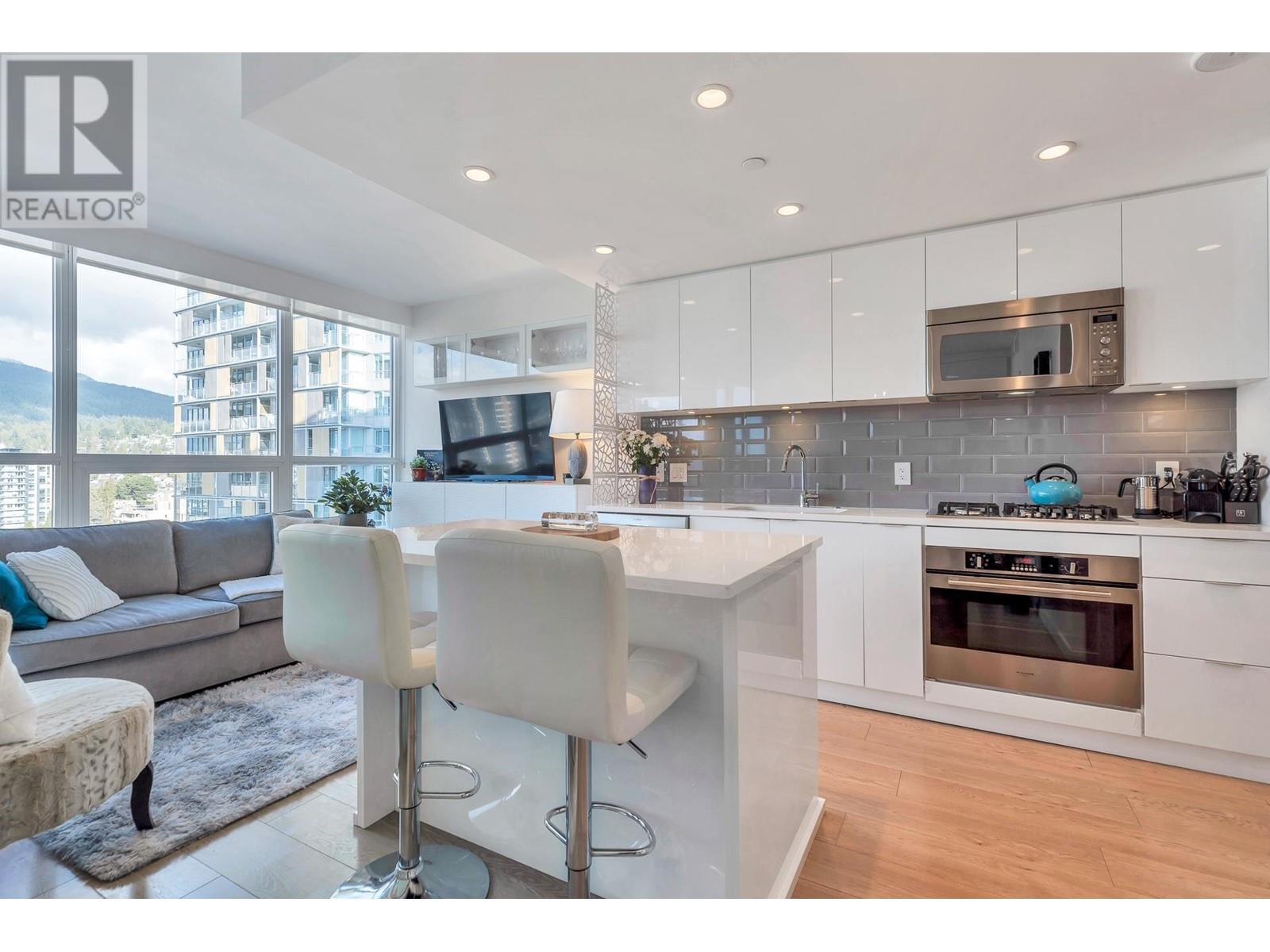 #1208 112 E 13TH STREET, North Vancouver