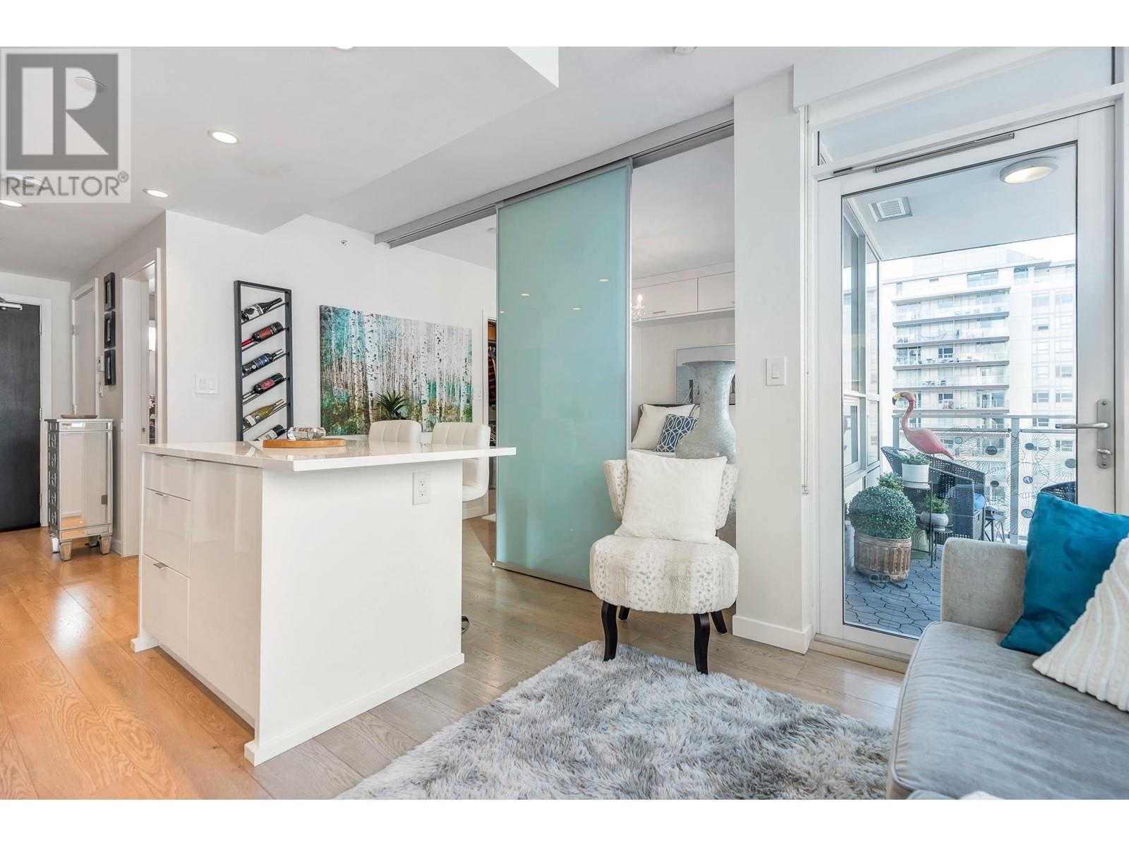 #1208 112 E 13TH STREET, North Vancouver