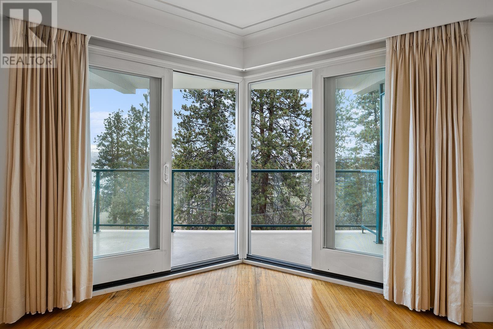 #506 4058 LAKESHORE ROAD - Image 14
