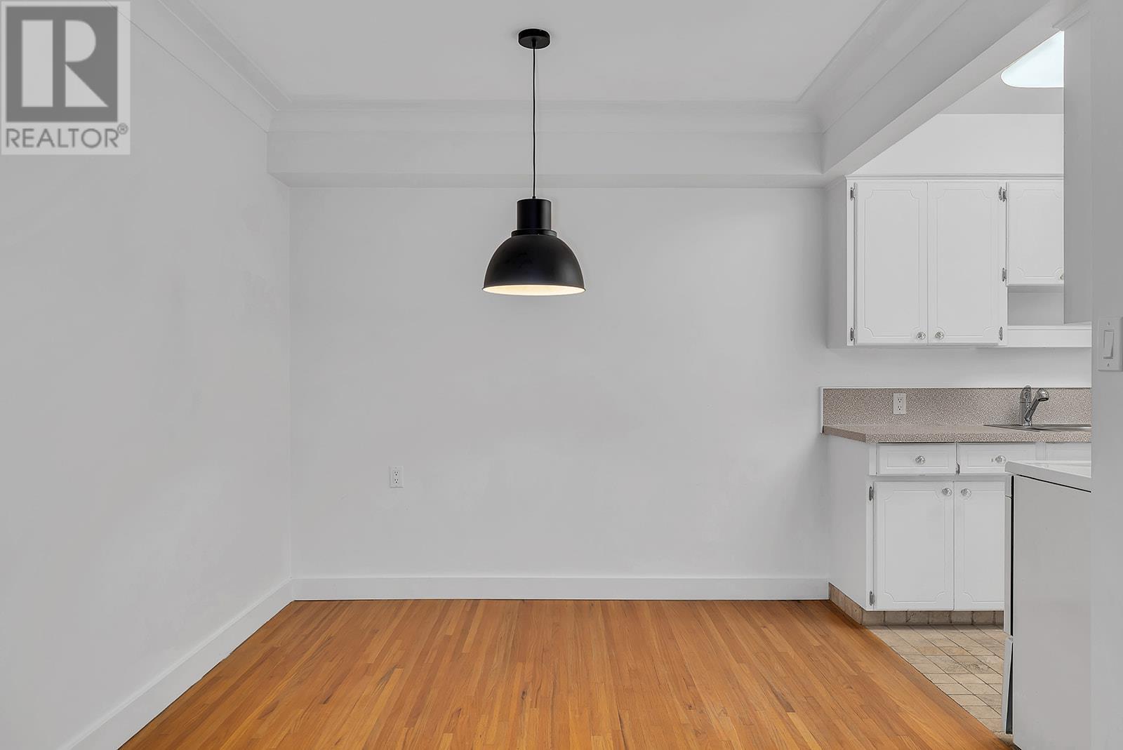 #506 4058 LAKESHORE ROAD - Image 23