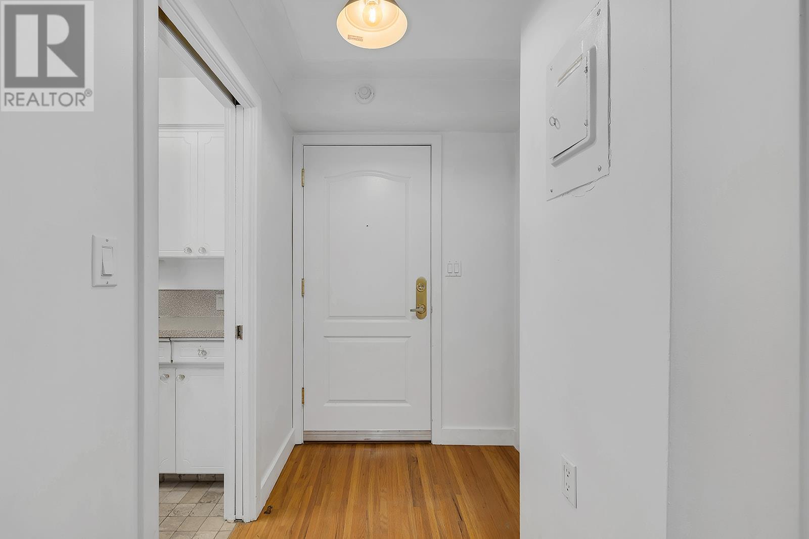 #506 4058 LAKESHORE ROAD - Image 29