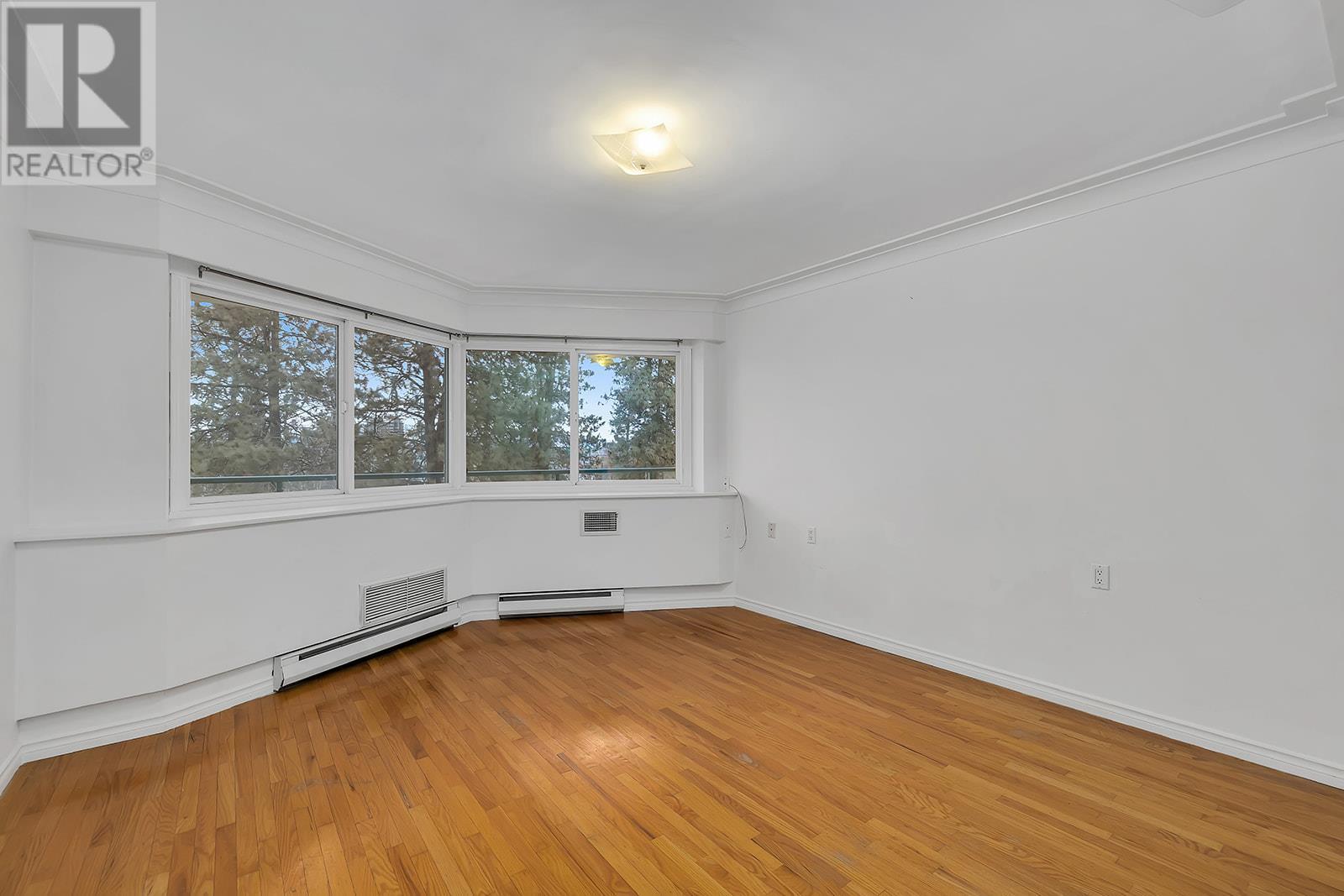 #506 4058 LAKESHORE ROAD - Image 33