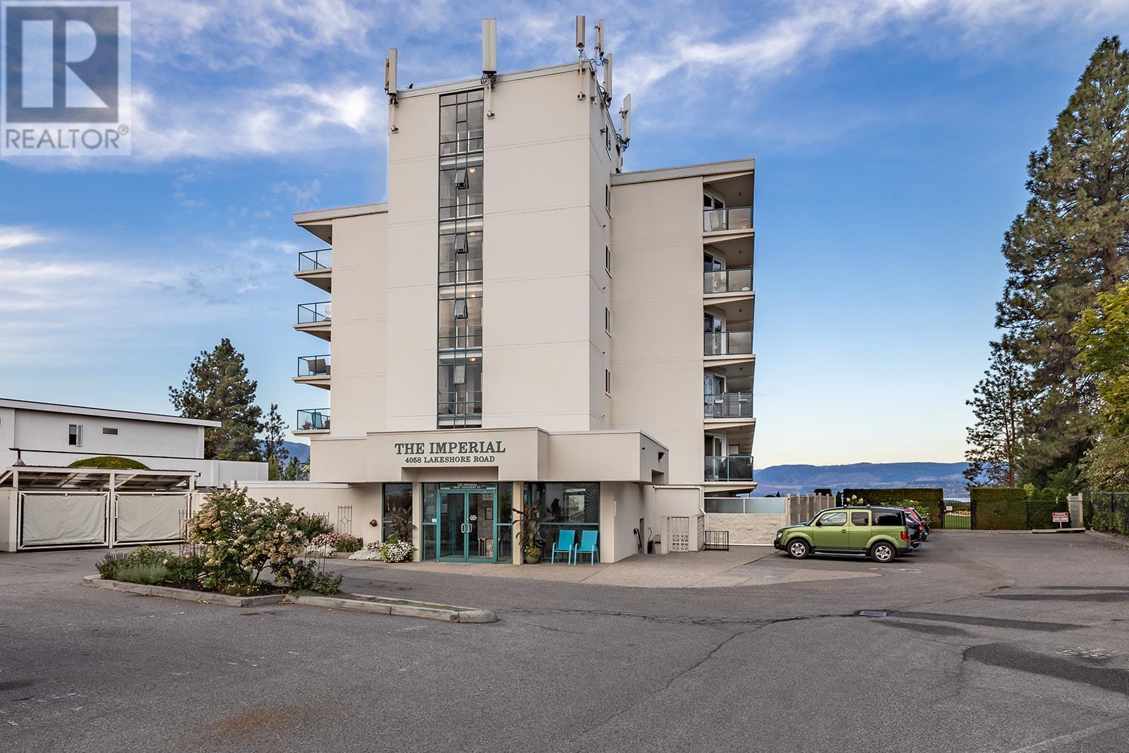 #506 4058 LAKESHORE ROAD - Image 6