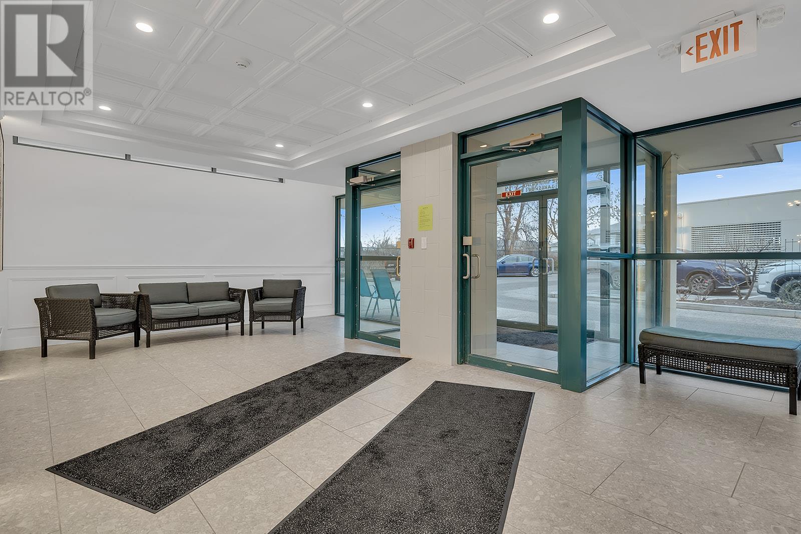 #506 4058 LAKESHORE ROAD - Image 7