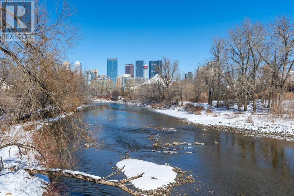 Single Family House for Sale in    Avenue SW Mission Calgary 