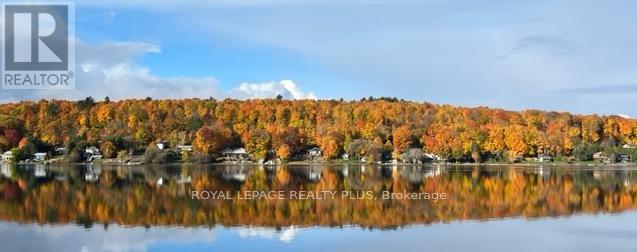 Photo 3 of 20 Navigator Road, Penetanguishene ON