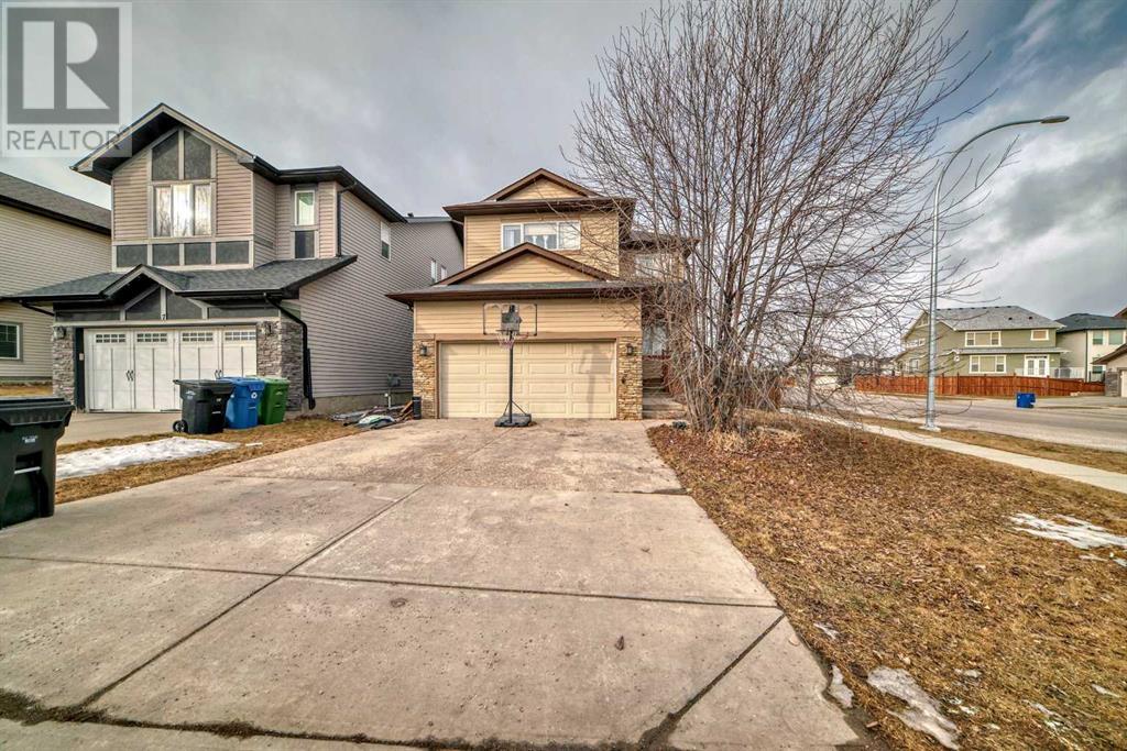 Single Family House for Sale in  Sherwood Crescent NW Sherwood Calgary 