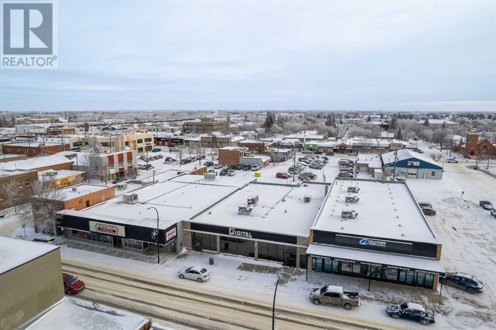 Photo 2 of 4809 50 Avenue, Lloydminster SK