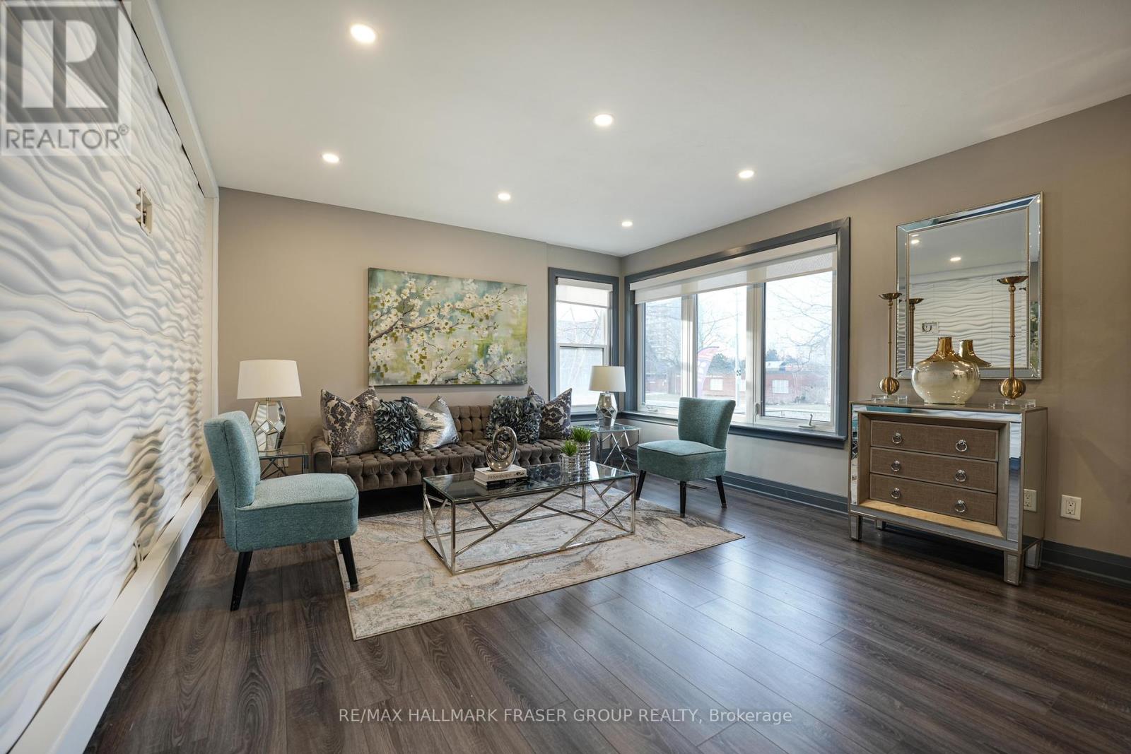 Photo 29 of 65 Church Street S, Ajax ON