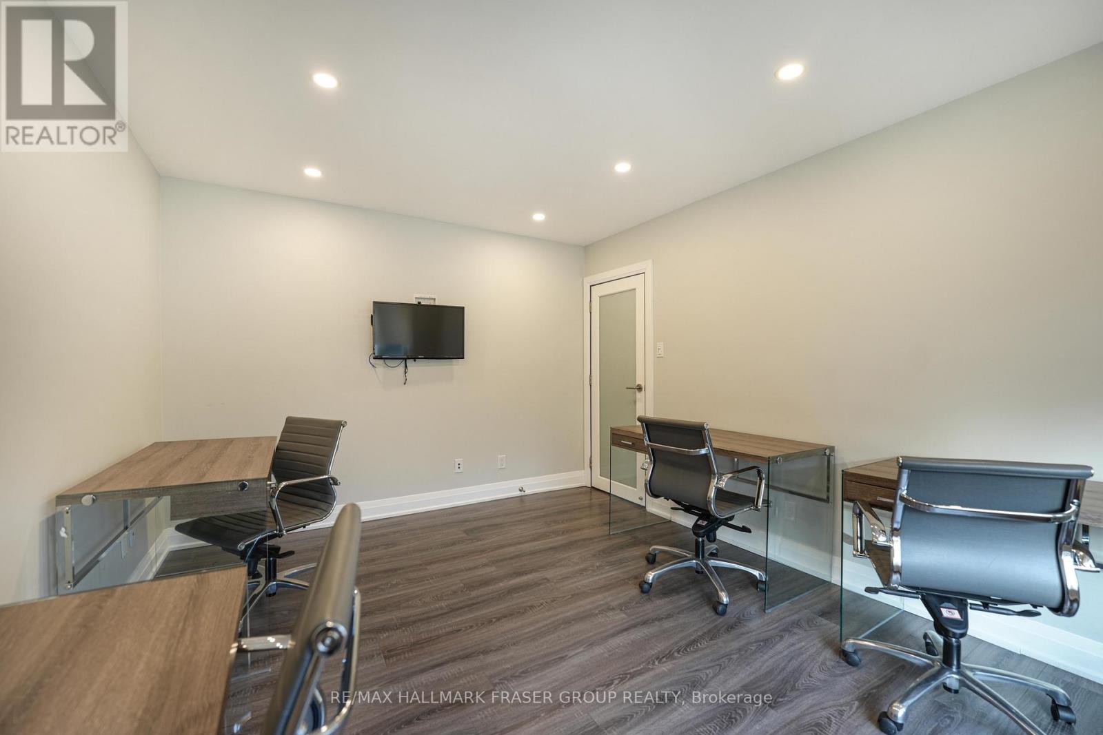 Photo 37 of 65 Church Street S, Ajax ON