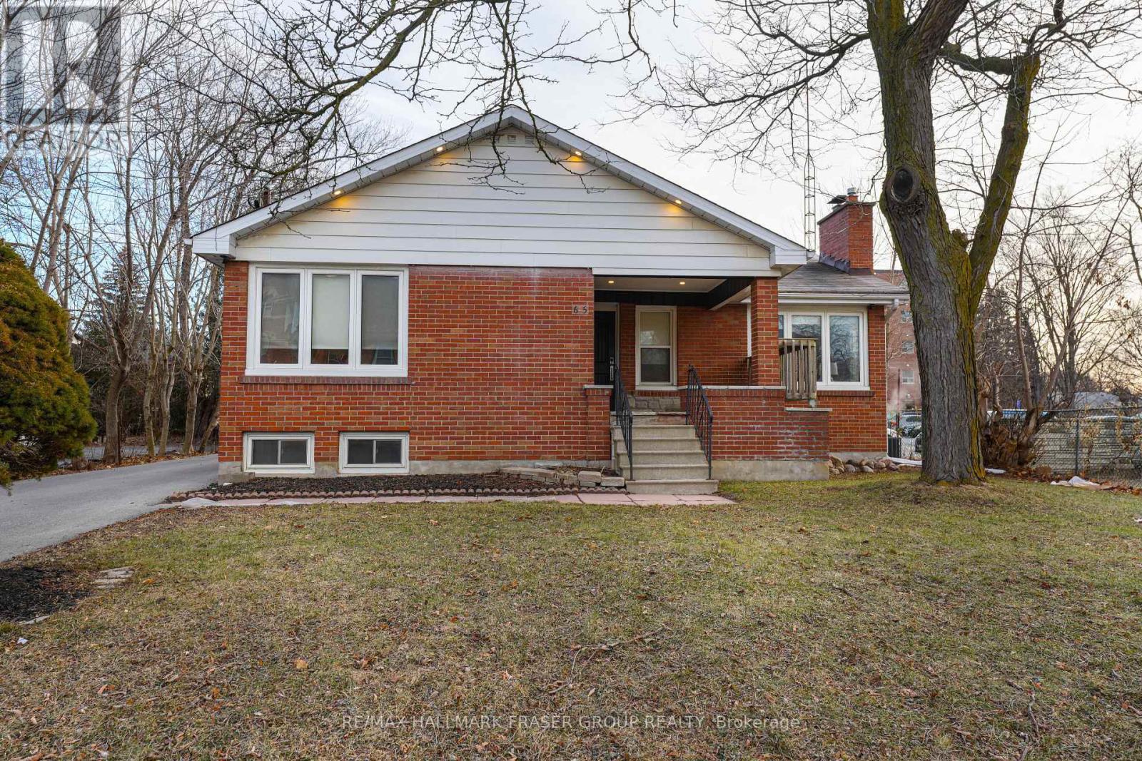 Photo 15 of 65 Church Street S, Ajax ON