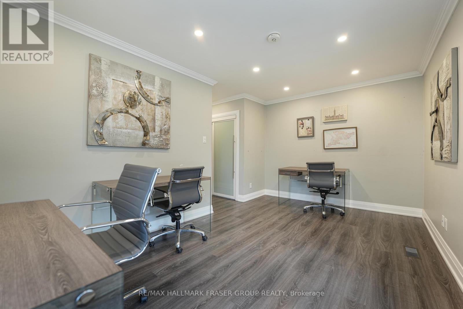 Photo 32 of 65 Church Street S, Ajax ON