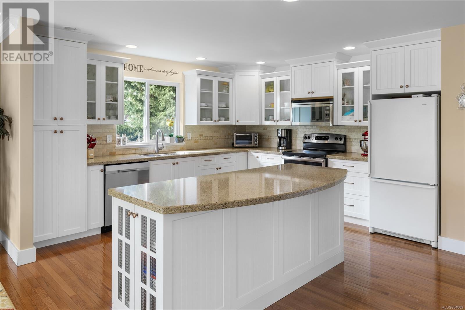 692 Abernathy Pl, Parksville real estate listing 984803