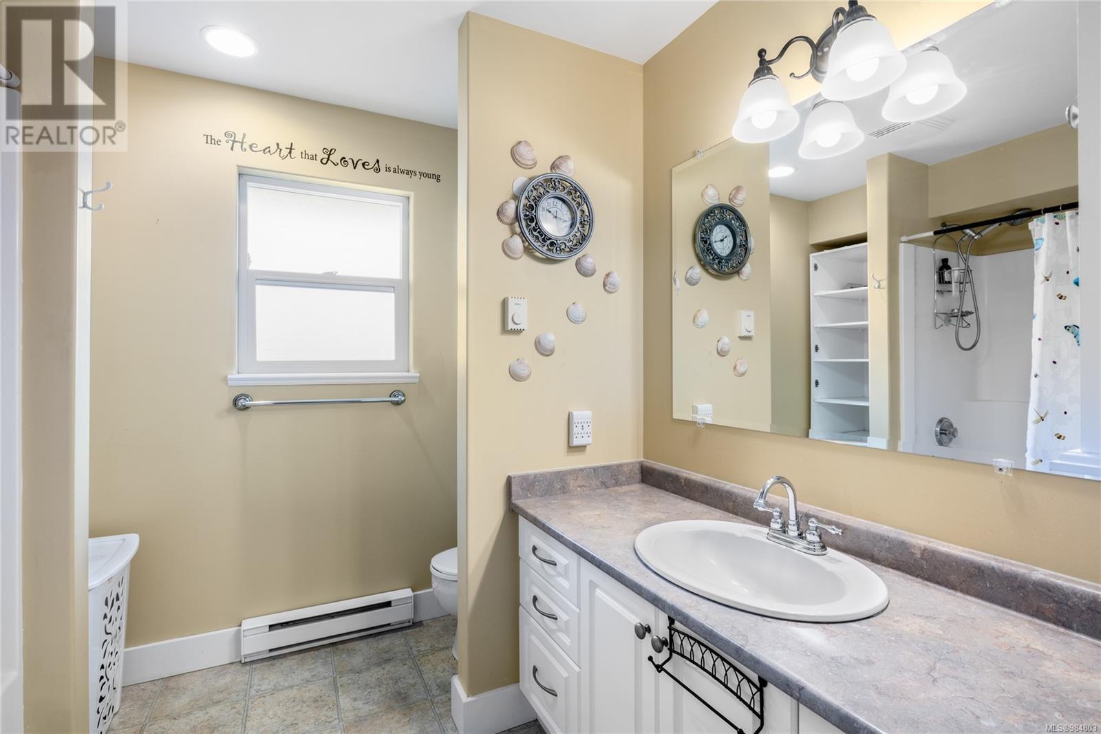 692 Abernathy Pl, Parksville real estate listing 984803