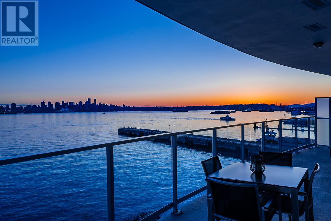 601 185 VICTORY SHIP WAY, North Vancouver