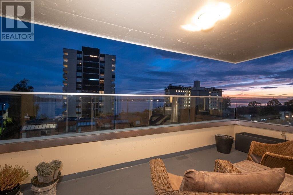400 1819 BELLEVUE AVENUE, West Vancouver real estate listing R2958694