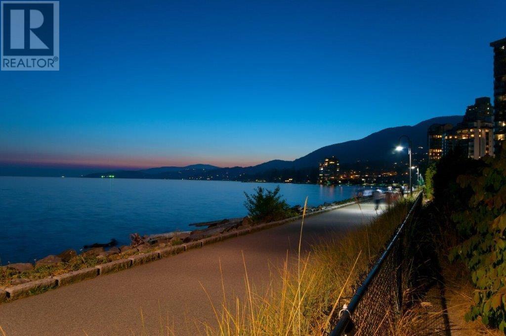 400 1819 BELLEVUE AVENUE, West Vancouver real estate listing R2958694