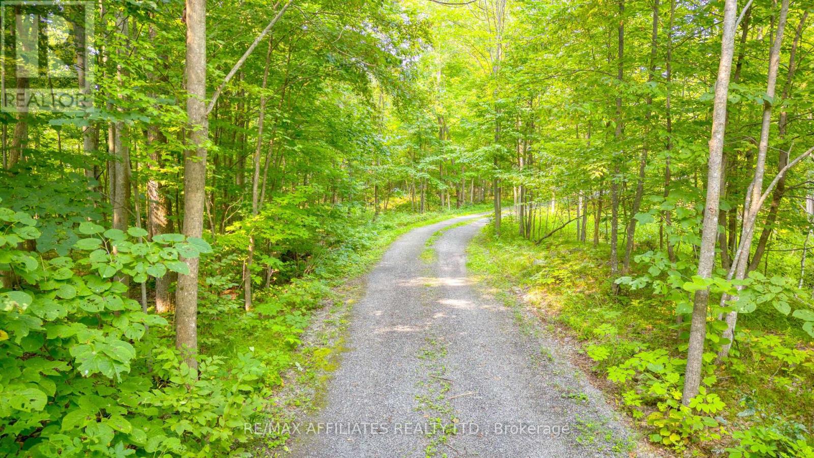 Photo 29 of 19 West Devil Lk Lane E, Frontenac ON
