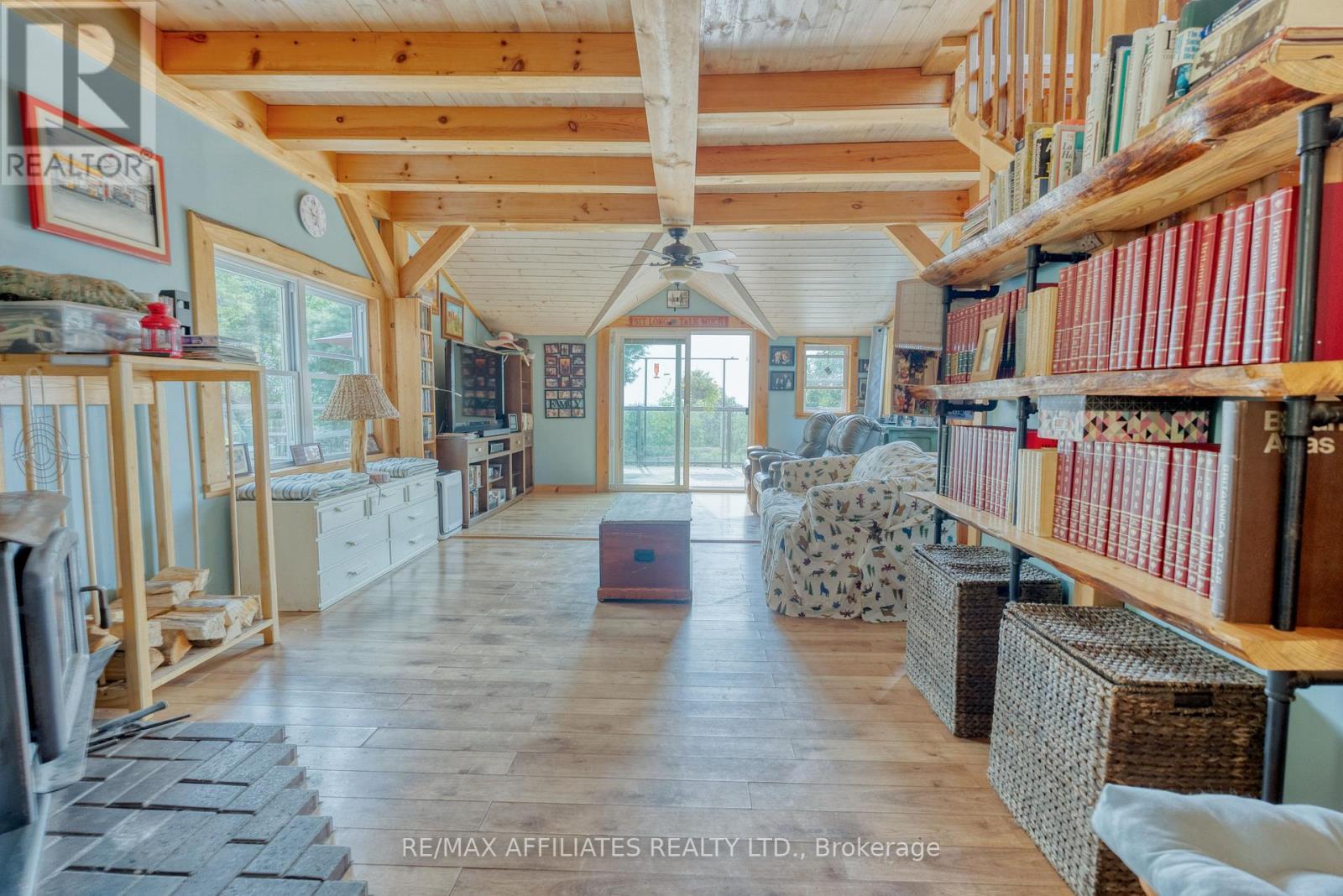 Photo 8 of 19 West Devil Lk Lane E, Frontenac ON