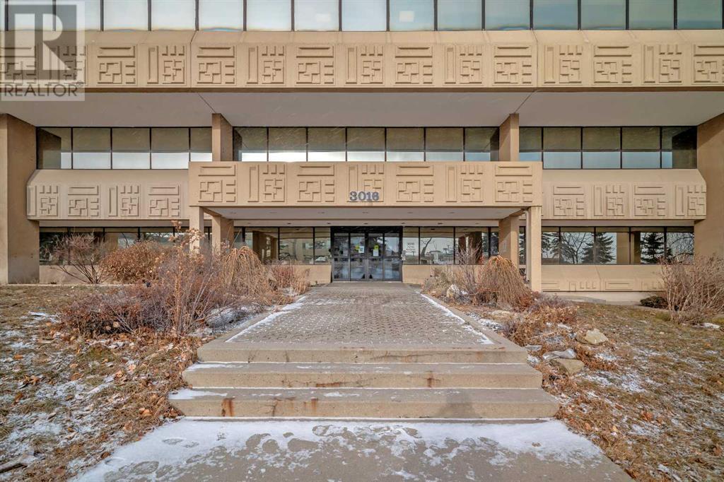 200, 3016 5 Avenue NE, Calgary, Alberta