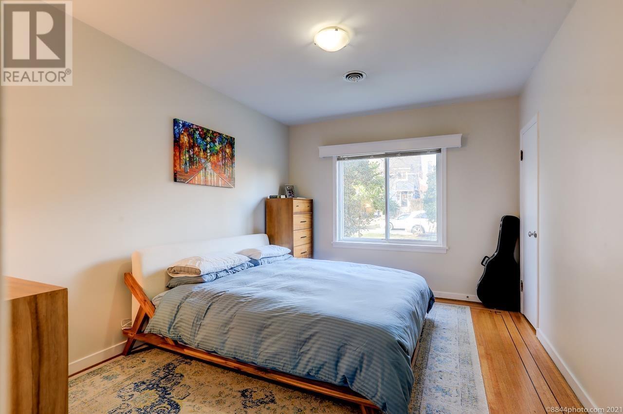 2016 W 48TH AVENUE, Vancouver