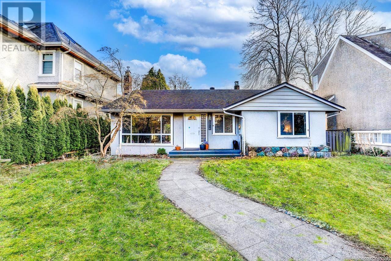 2016 W 48TH AVENUE, Vancouver