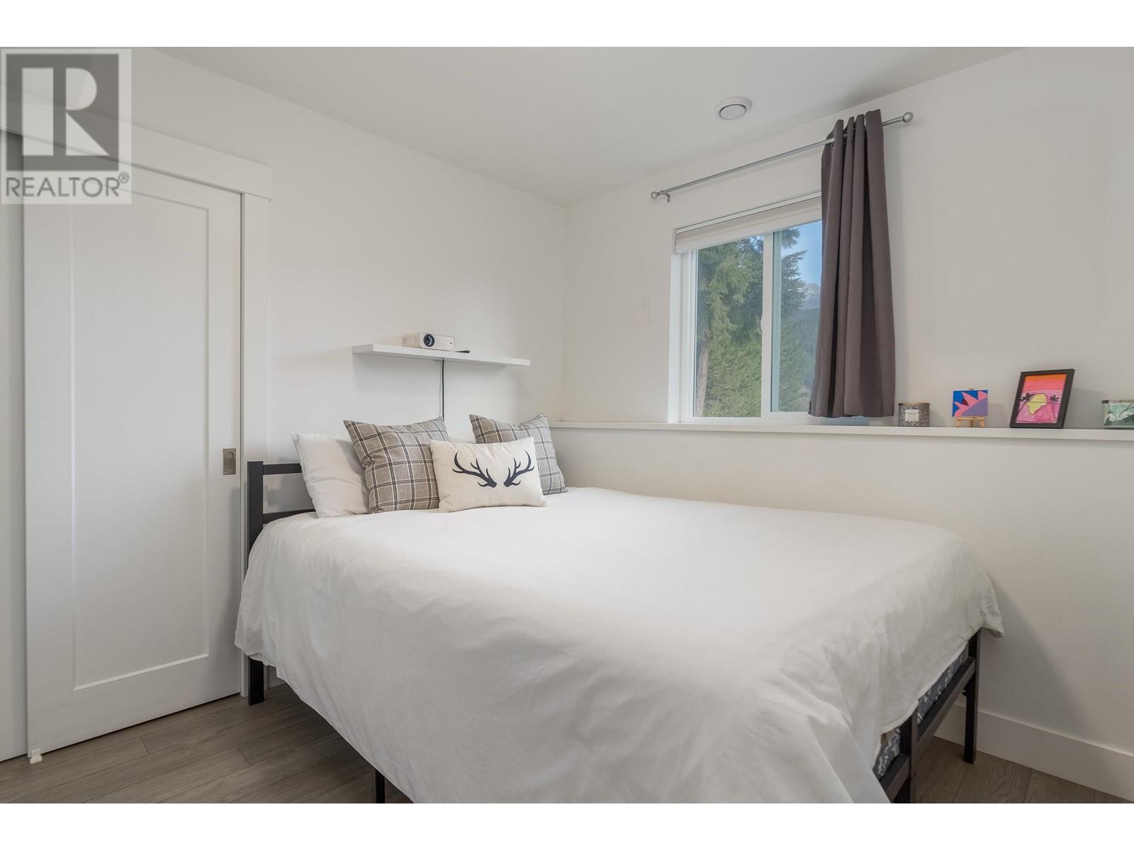 9144 EMERALD DRIVE, Whistler real estate listing R2958839