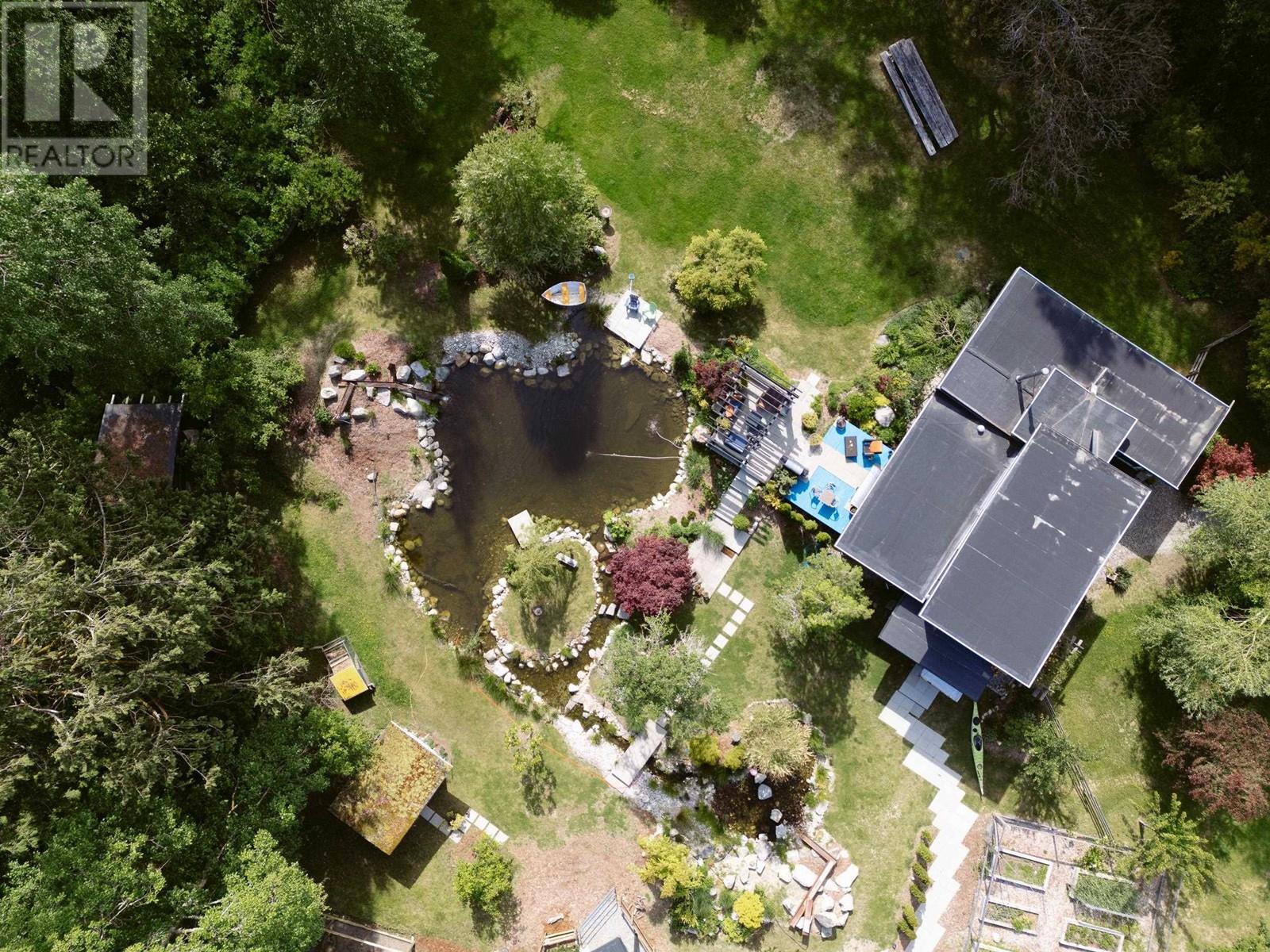 1359 RUSSELL ROAD, Gibsons