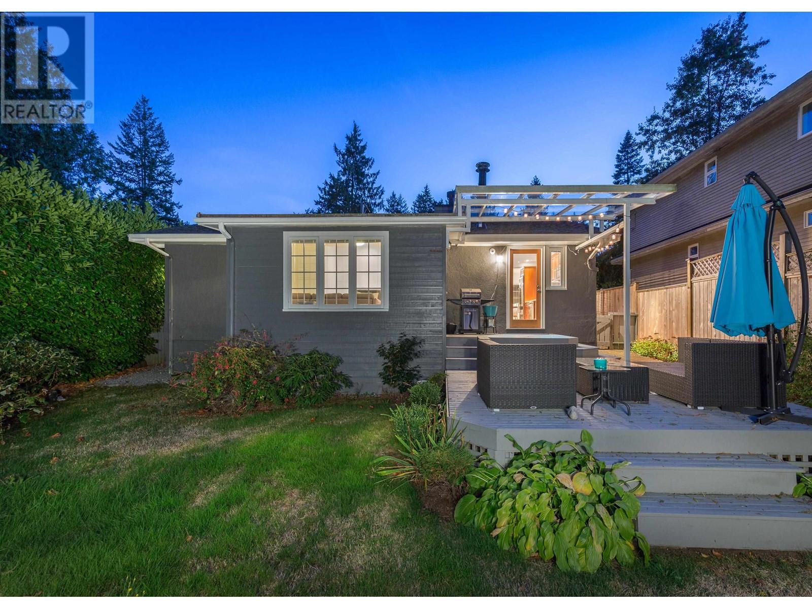 6431 ROSEBERY AVENUE, West Vancouver real estate listing R2958537