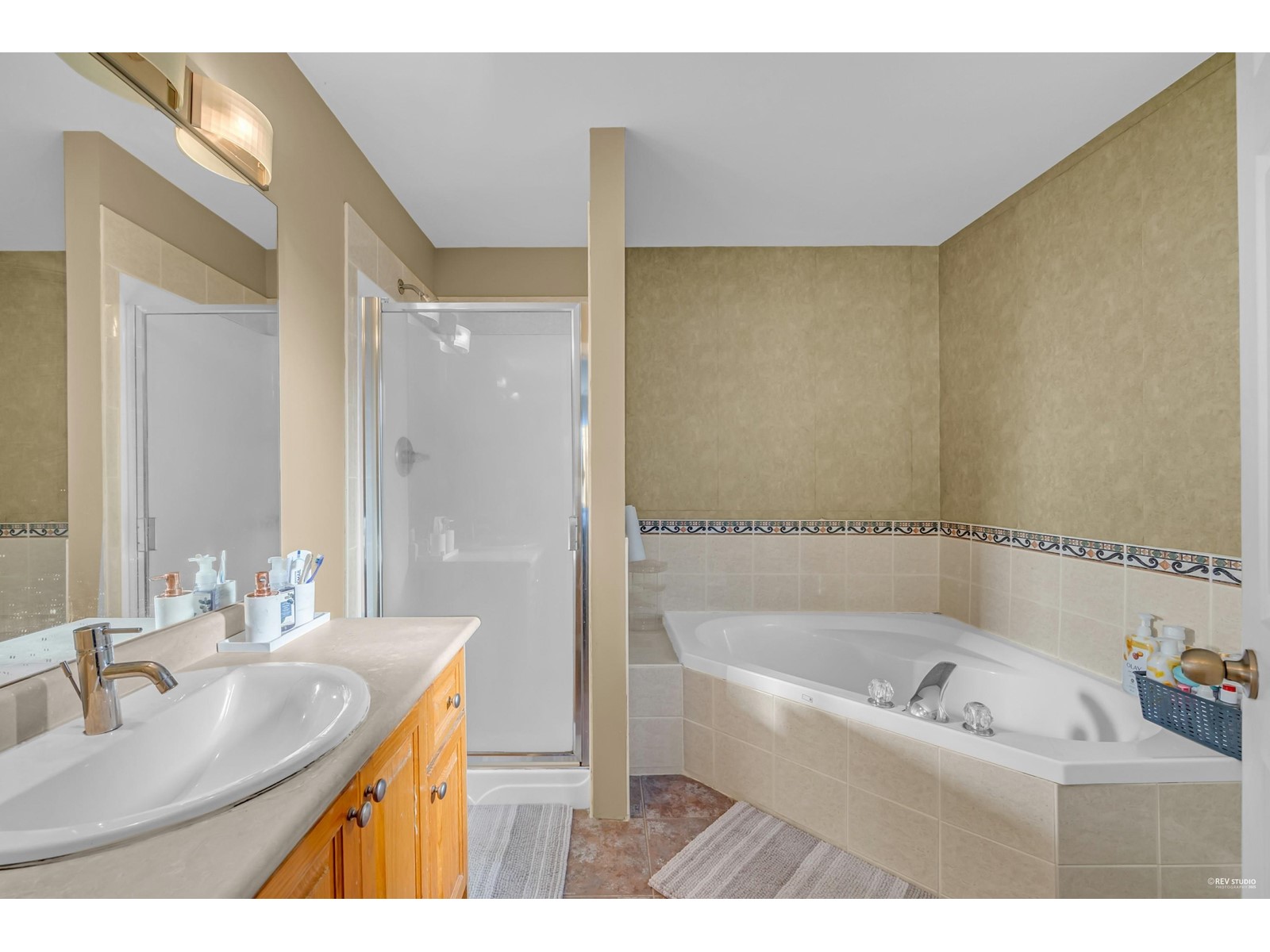 6380 125A STREET, Surrey