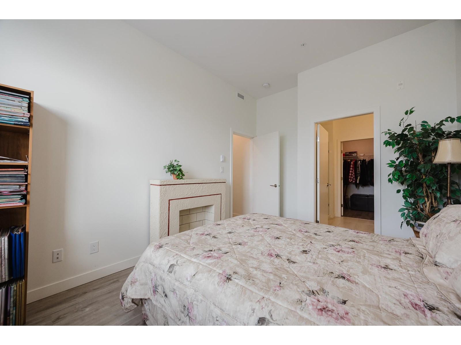607 2649 JAMES STREET, Abbotsford real estate listing R2957992