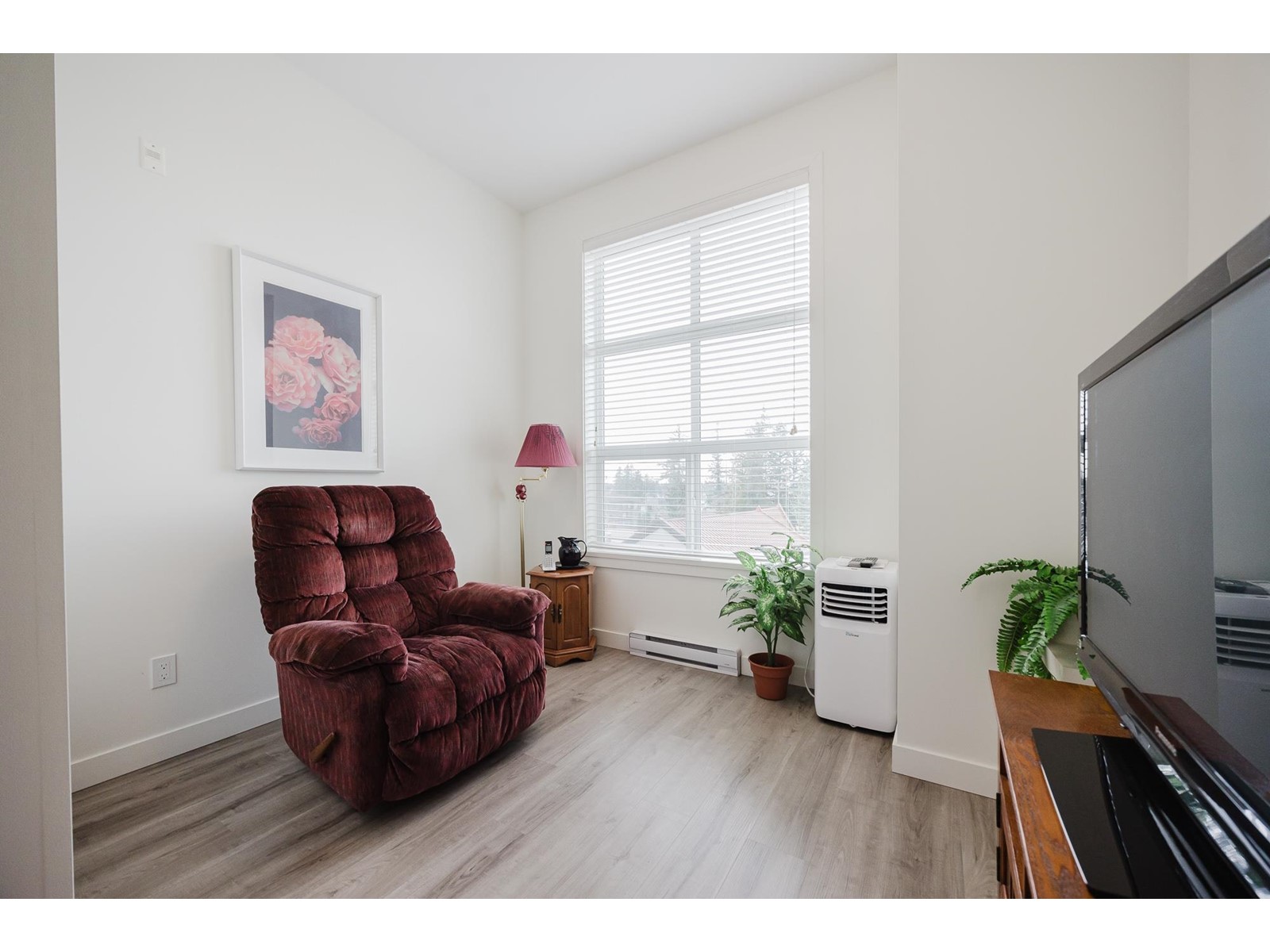 607 2649 JAMES STREET, Abbotsford real estate listing R2957992