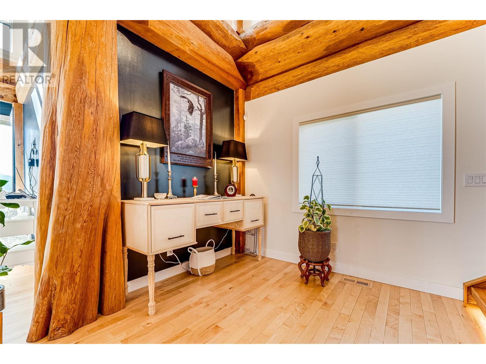7410 McLennan Road, Vernon