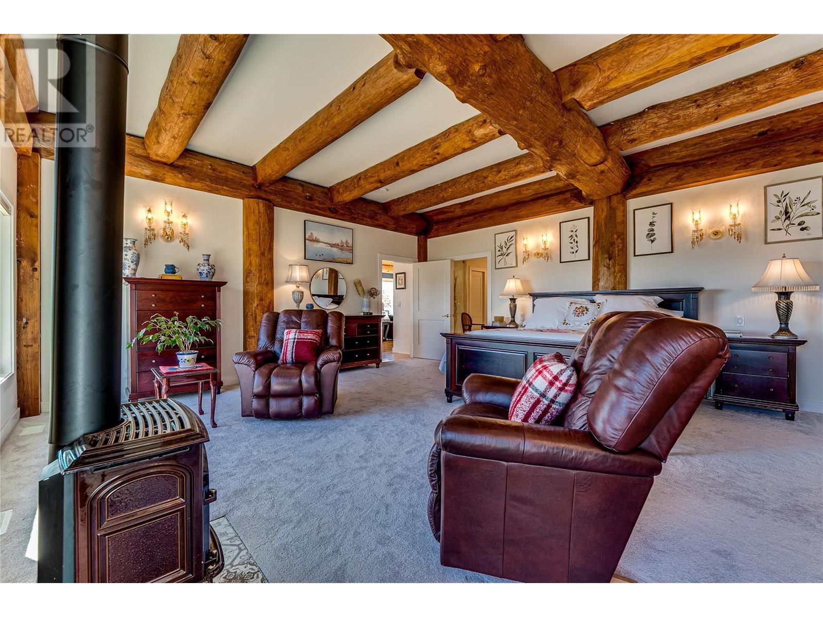 7410 McLennan Road, Vernon