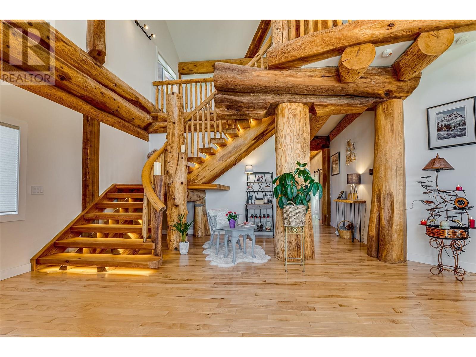 7410 McLennan Road, Vernon