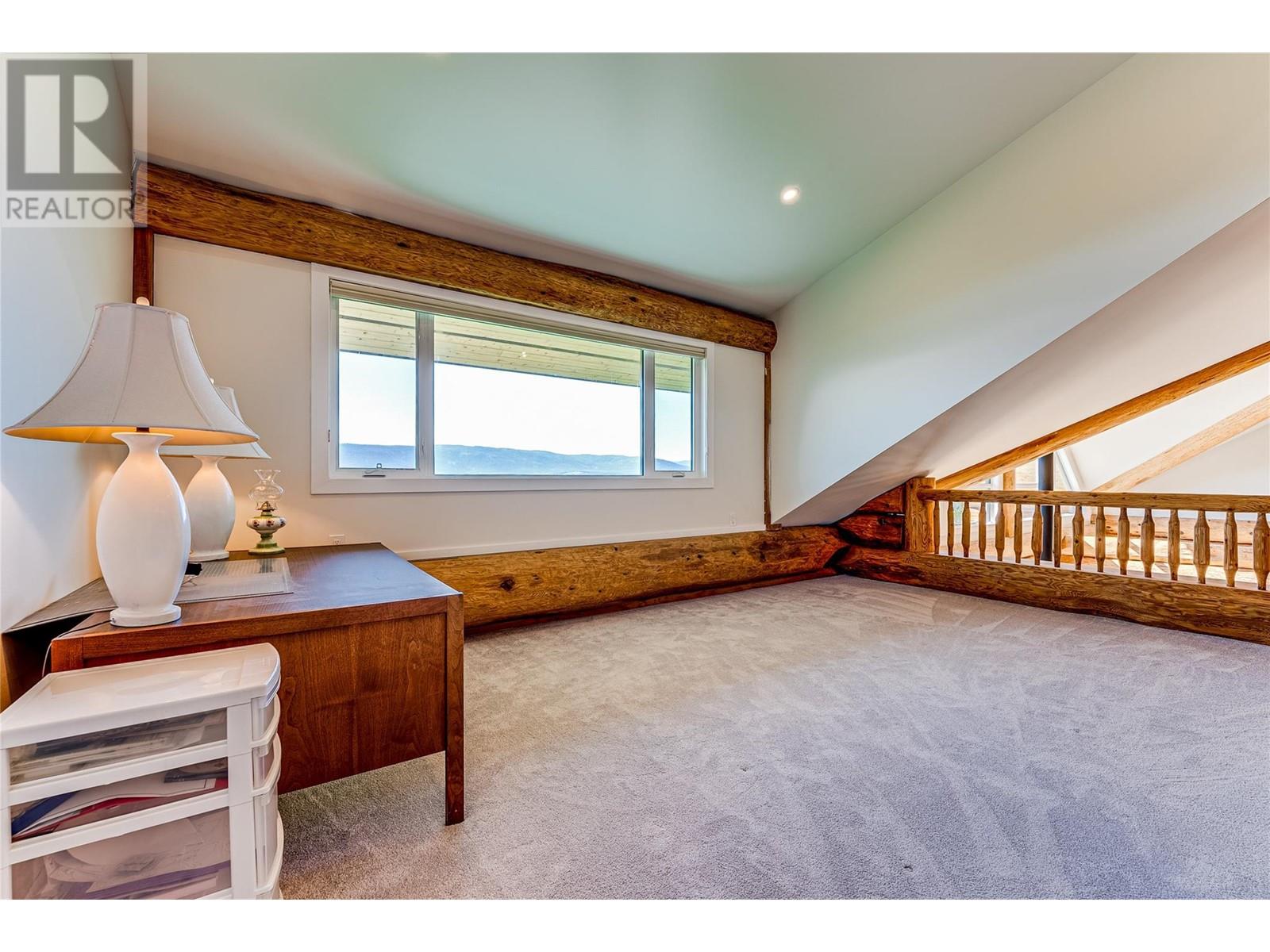 7410 McLennan Road, Vernon