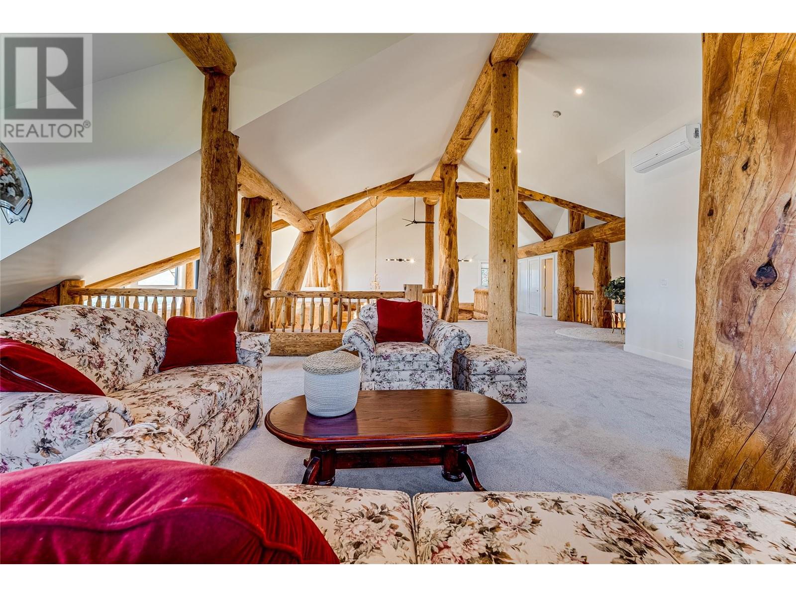 7410 McLennan Road, Vernon