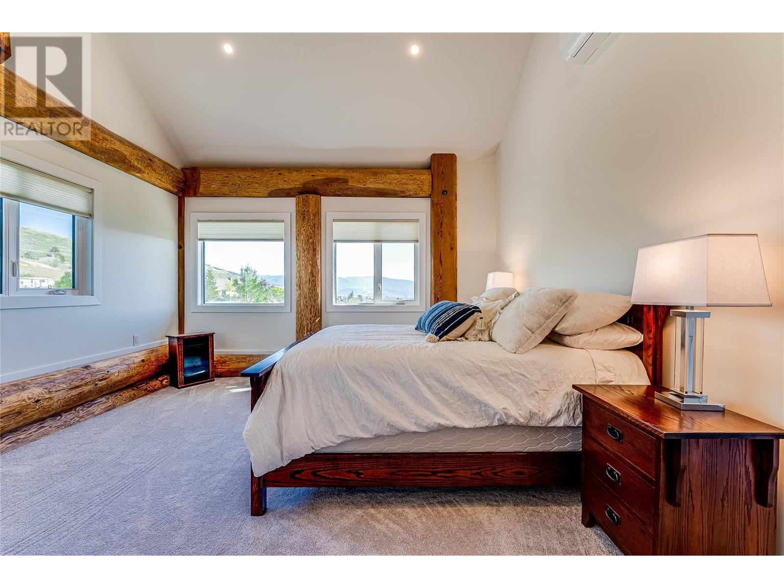 7410 McLennan Road, Vernon