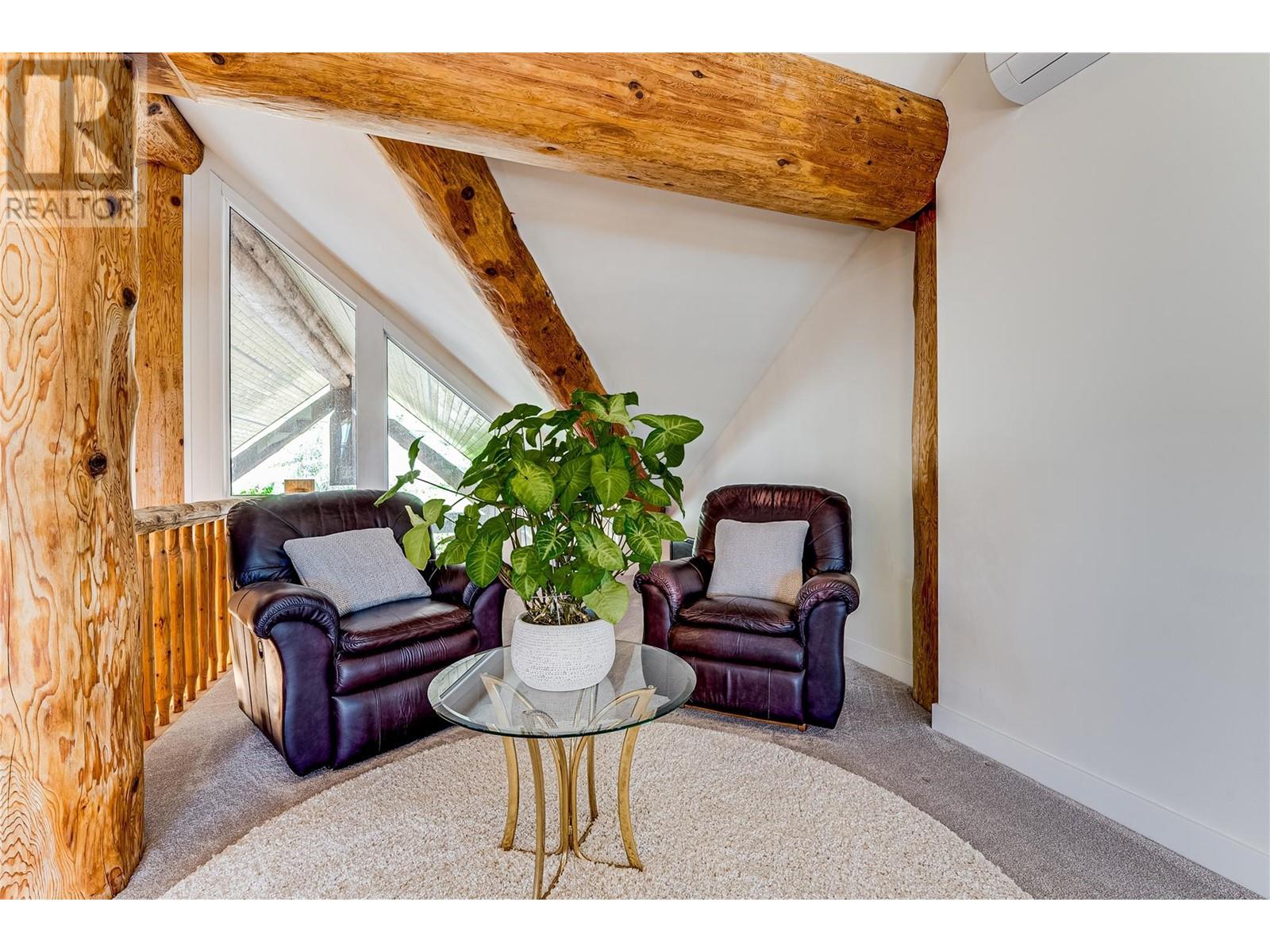 7410 McLennan Road, Vernon
