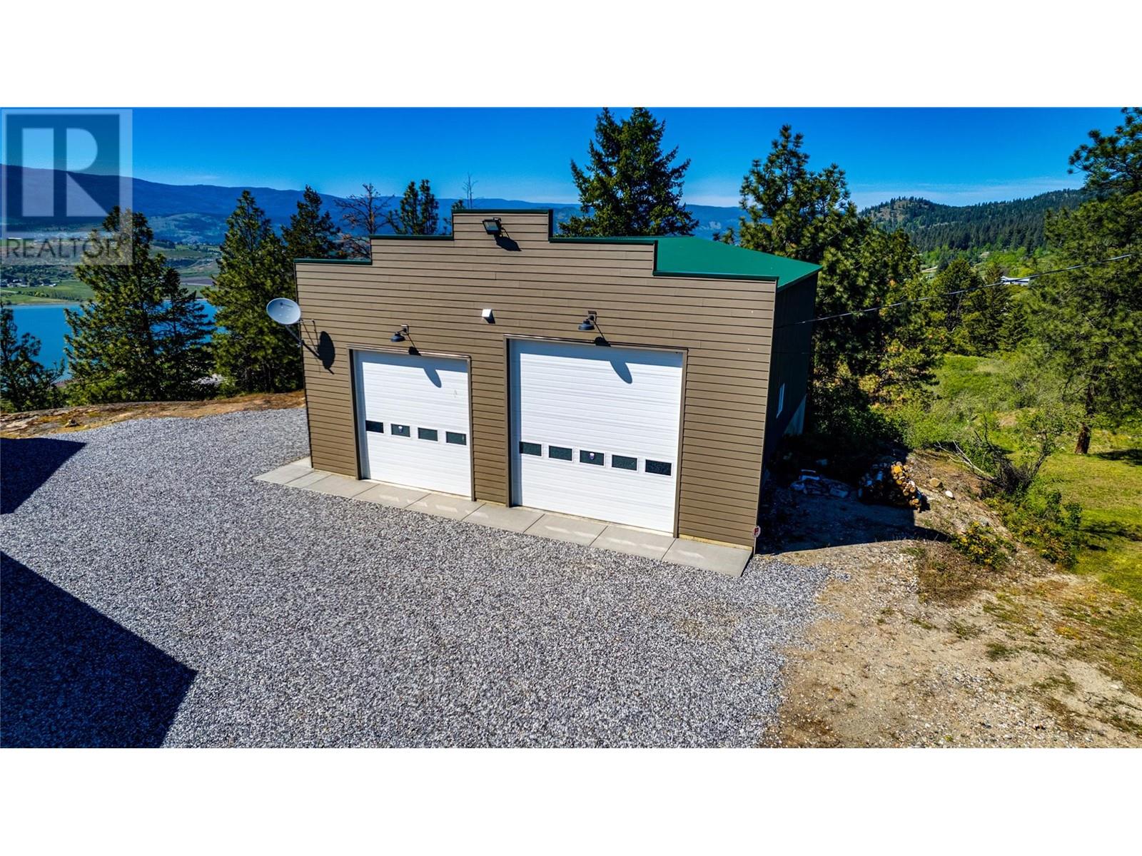 7410 McLennan Road, Vernon