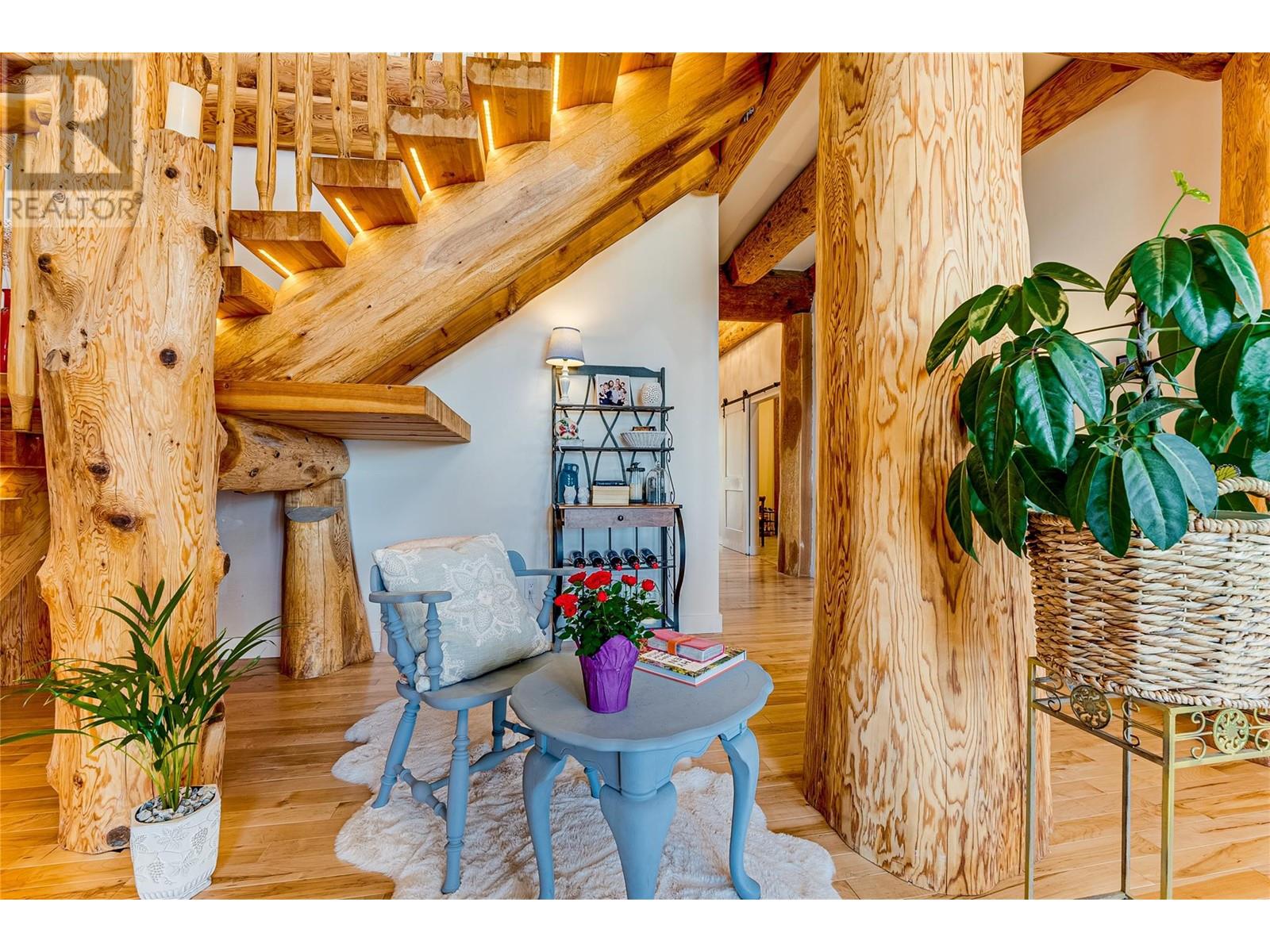 7410 McLennan Road, Vernon