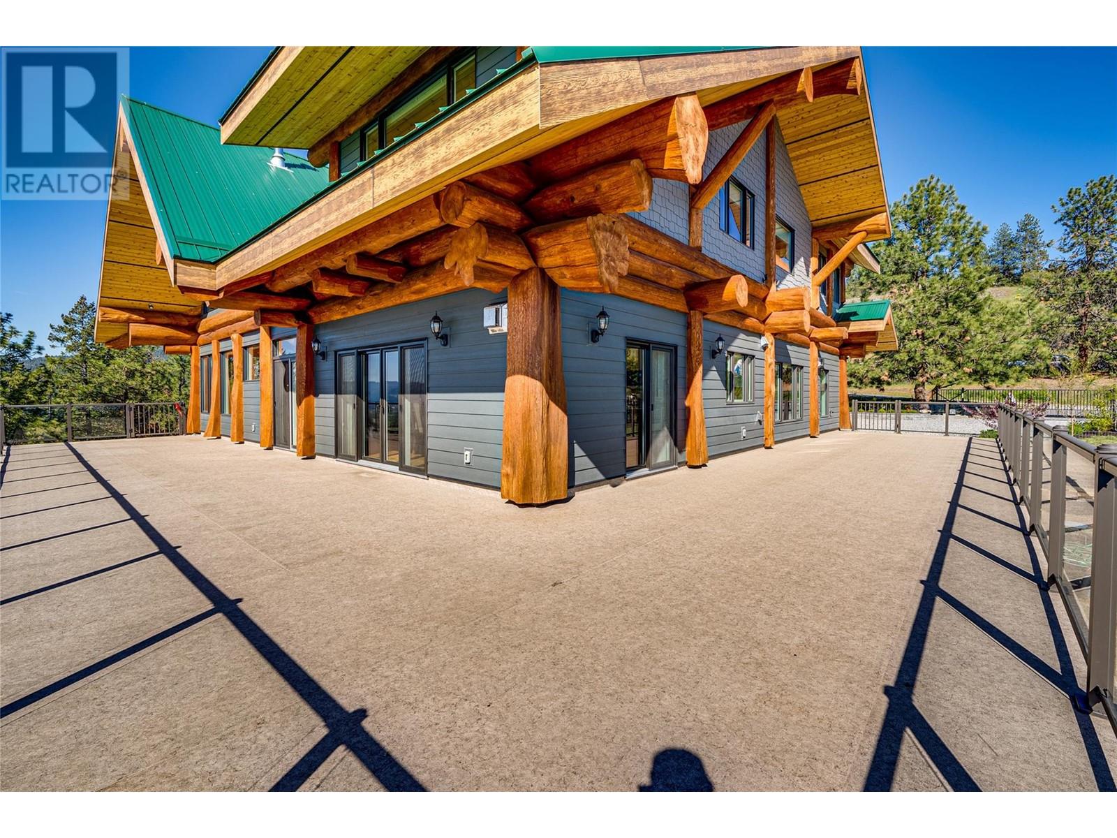 7410 McLennan Road, Vernon