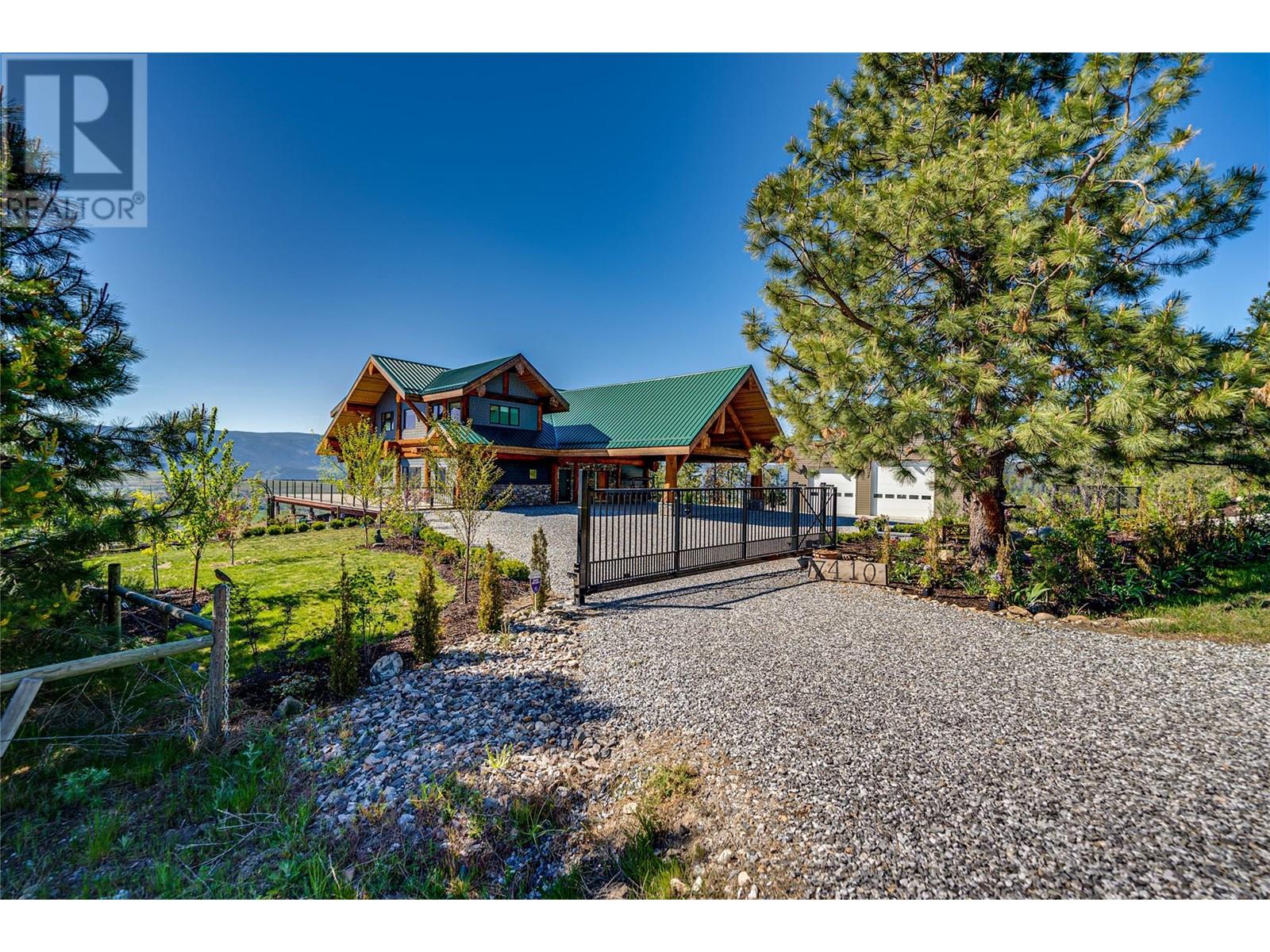 7410 McLennan Road, Vernon