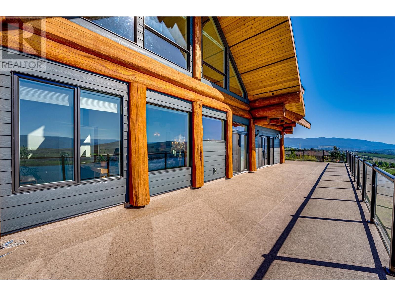7410 McLennan Road, Vernon