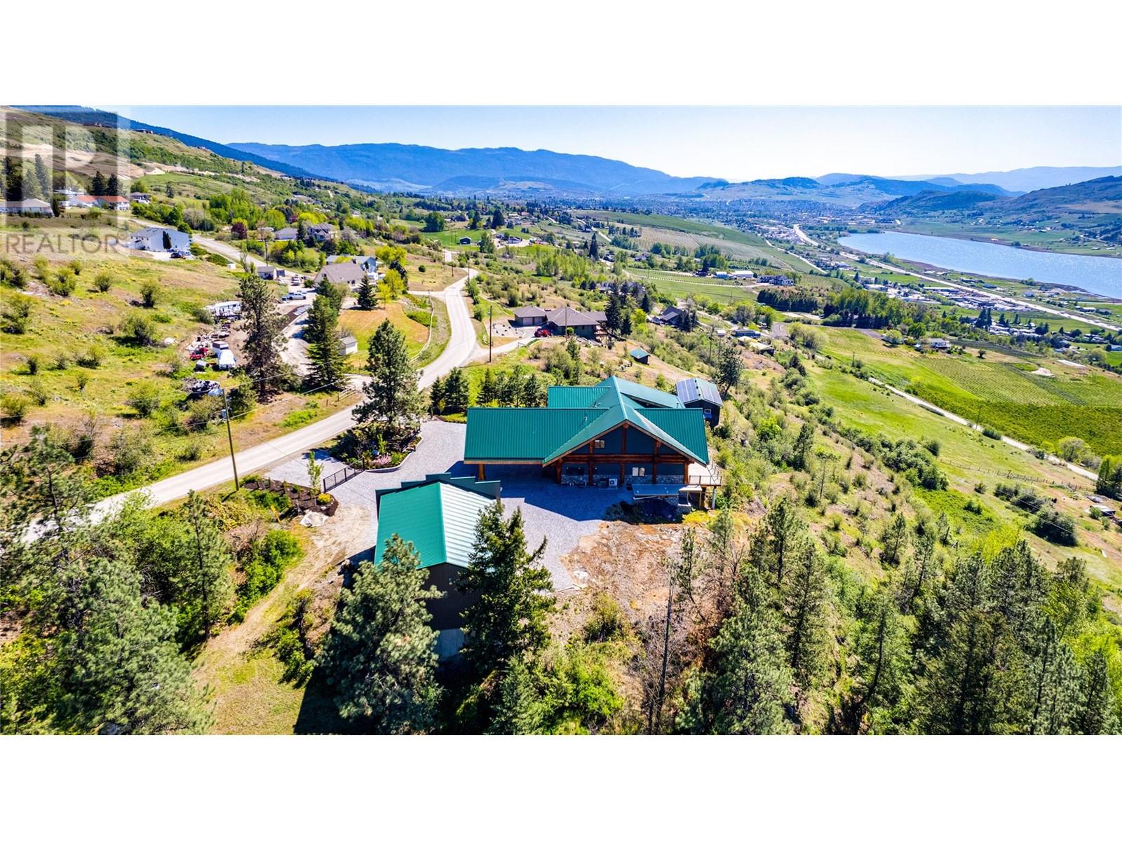 7410 McLennan Road, Vernon
