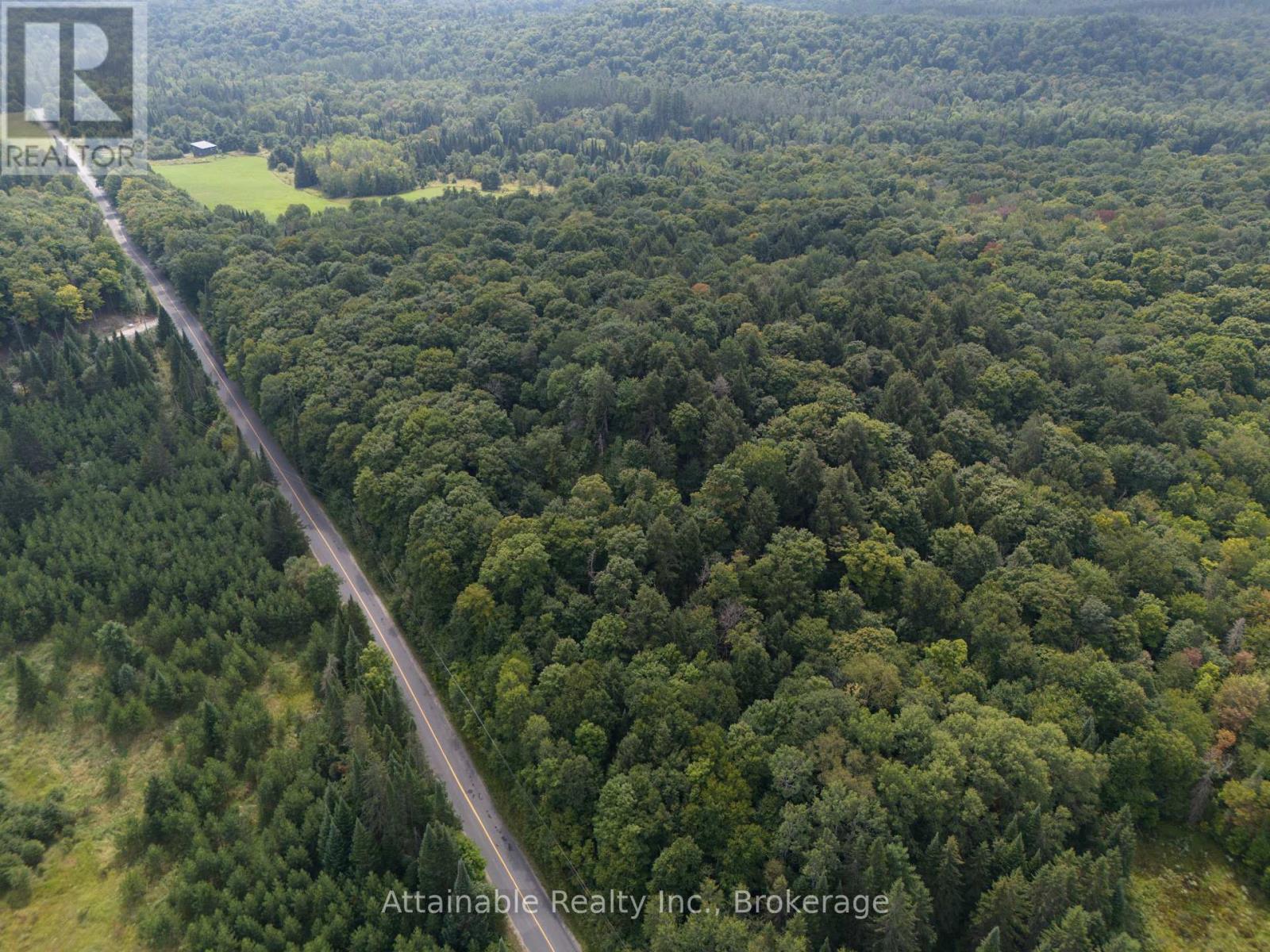 Photo 3 of 586 Hoodstown Road, Huntsville ON