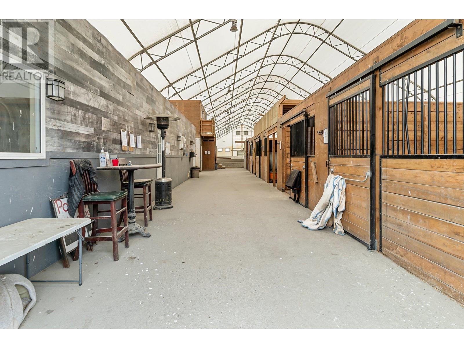 3830 Casorso Road - 18