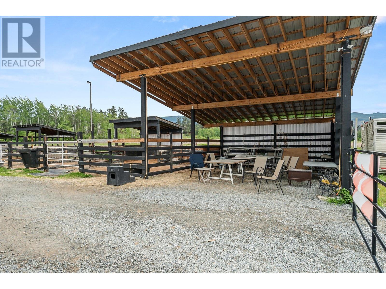 3830 Casorso Road - 22