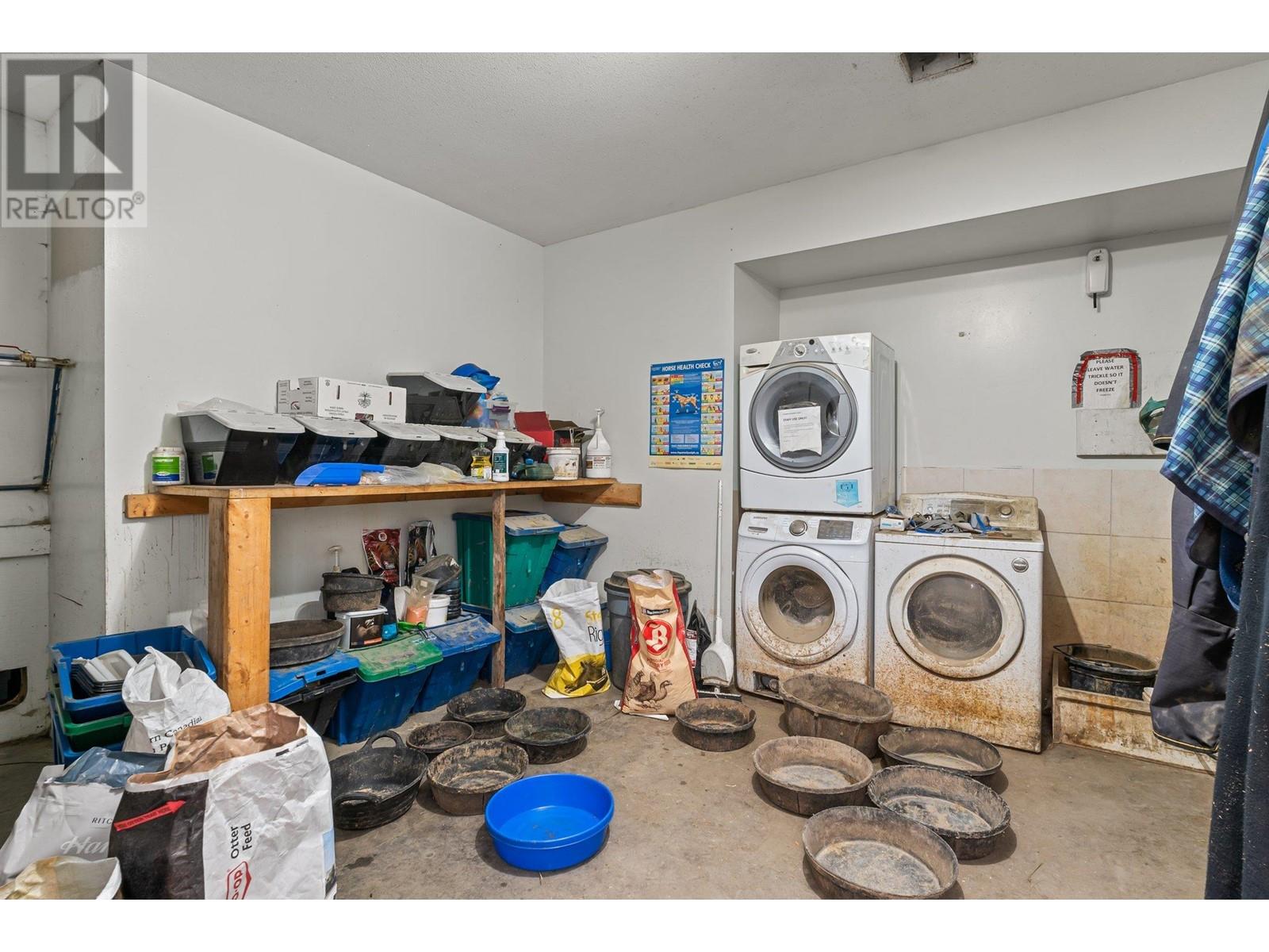 3830 Casorso Road - 27